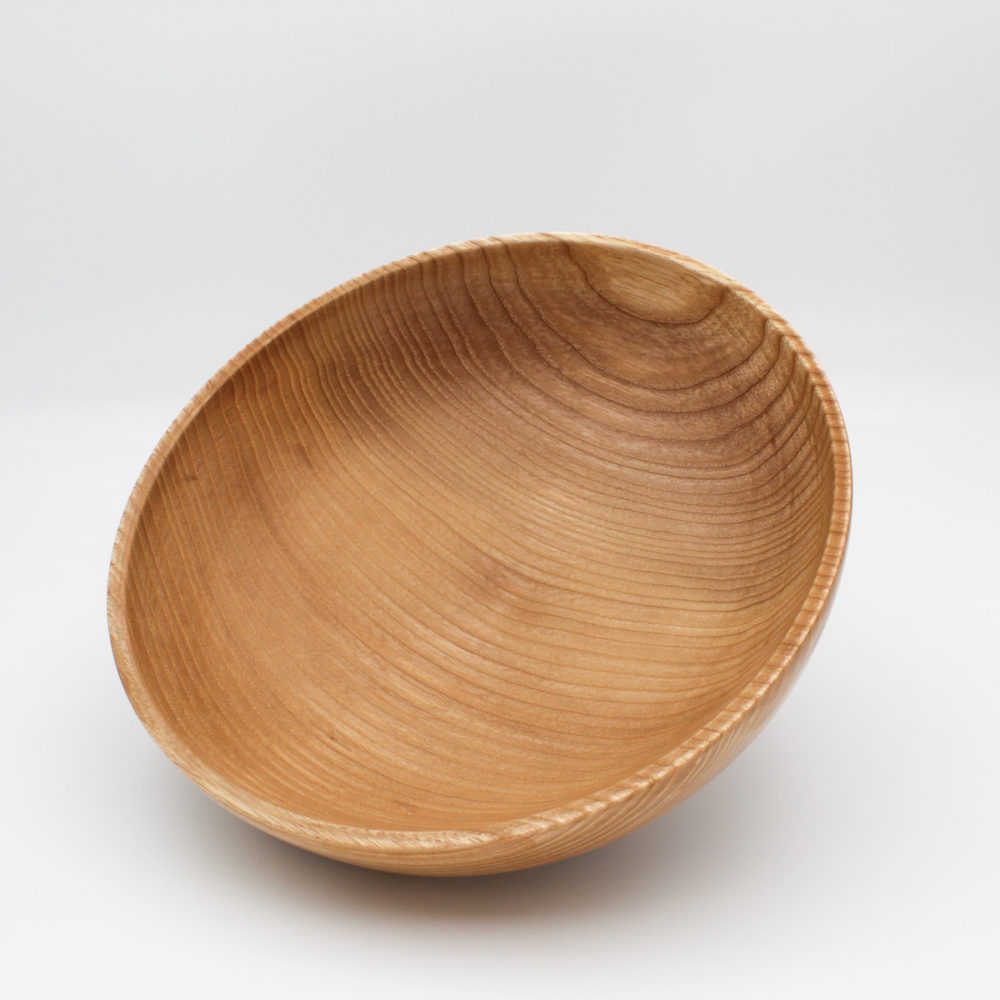coupe sur pied en bois de frêne vue de l'intérieur