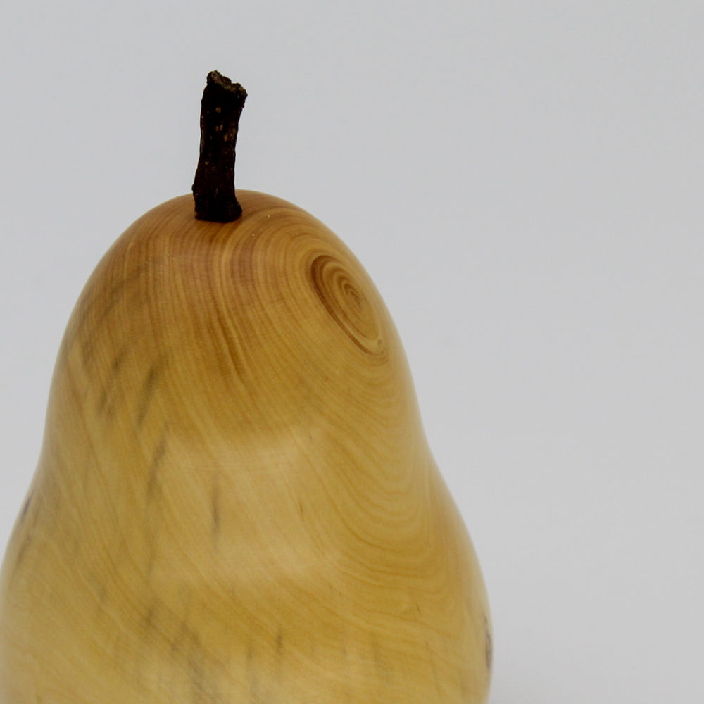 poire décorative en bois de buis vue de détail