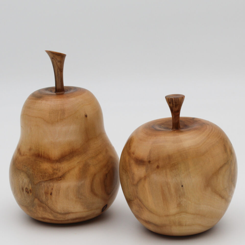 Duo pomme poire décoratifs en bois