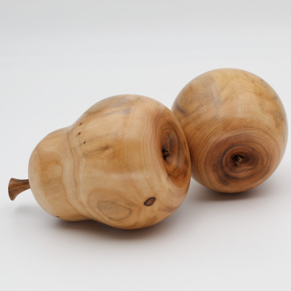Duo pomme poire décoratifs en bois