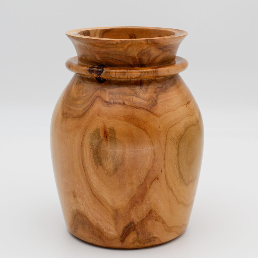 Vase en bois d'abricotier