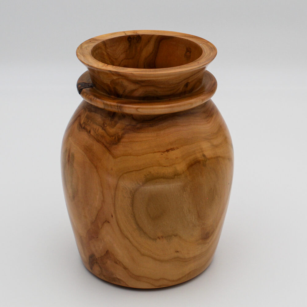 Vase en bois d'abricotier