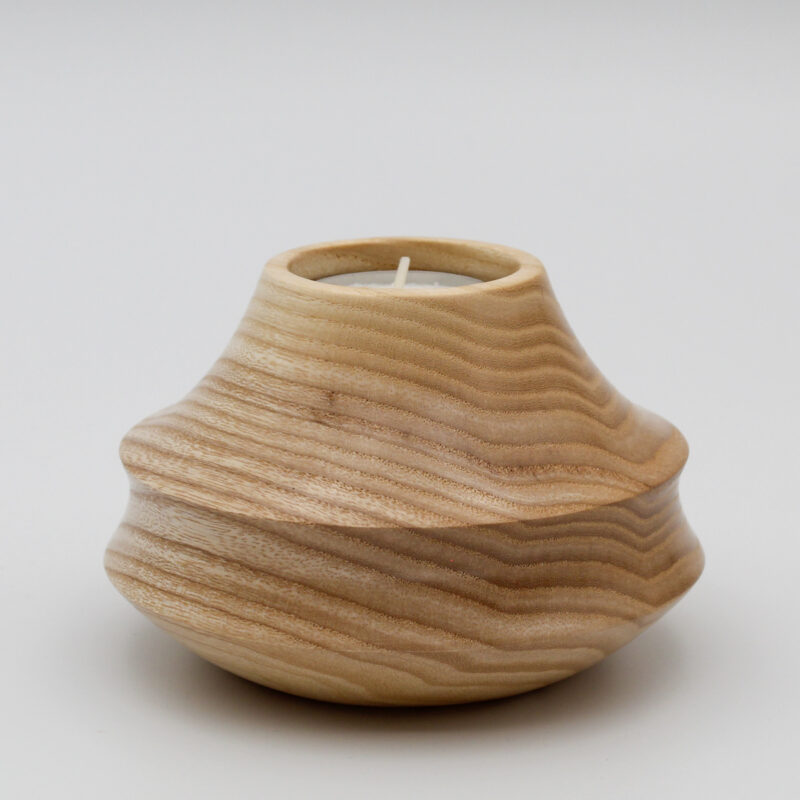 bougeoir en bois de frêne