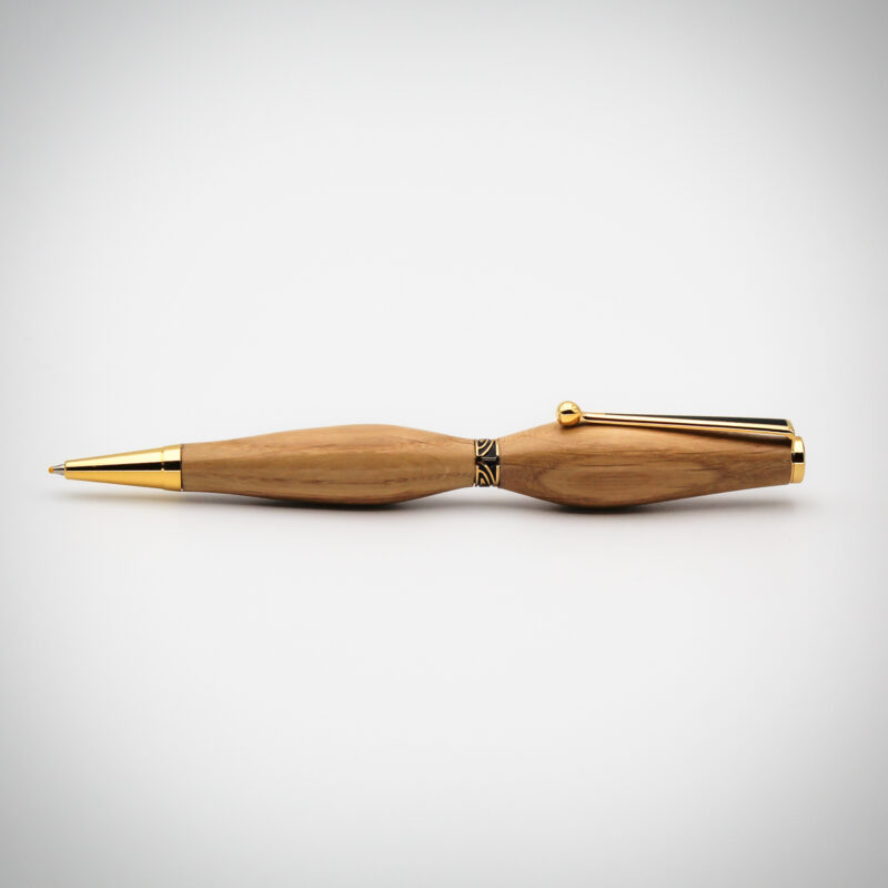 stylo en bois de chêne mécanisme plaqué or 24 K vue de coté