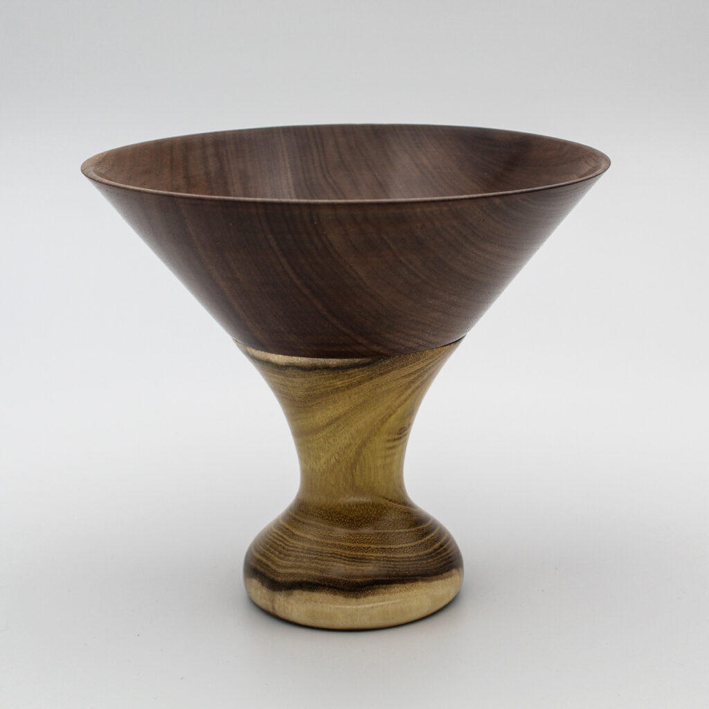coupe sur pied en bois de noyer et acacia vue globale